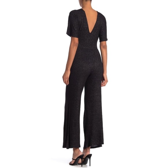 The Vanity Room Knit Twist Front V-neck Jumpsuit Size Large - Picture 4 of 7